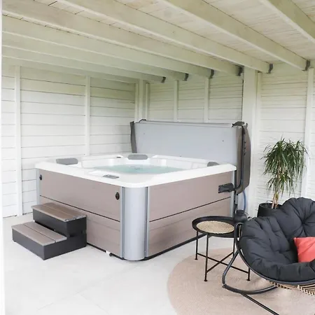 Holiday home Maison La Belle